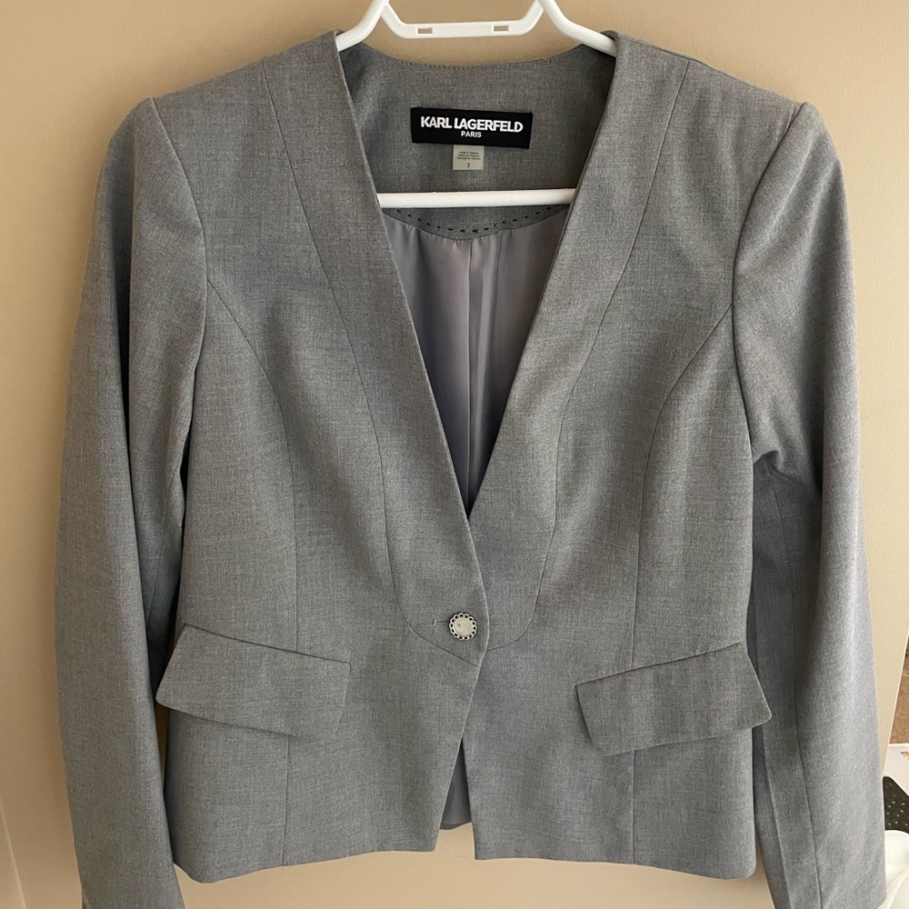 ICONIC NEVER WORN Karl Lagerfeld Blazer Top